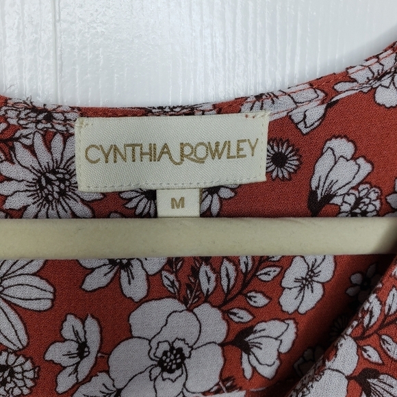 Cynthia Rowley V Neck Top M Ruffles Ditzy Floral Flutter Sleeves Viscose Prairie - Picture 9 of 10
